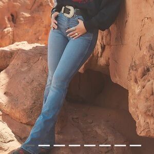 Wrangler Lainey Wilson Boot Huggers